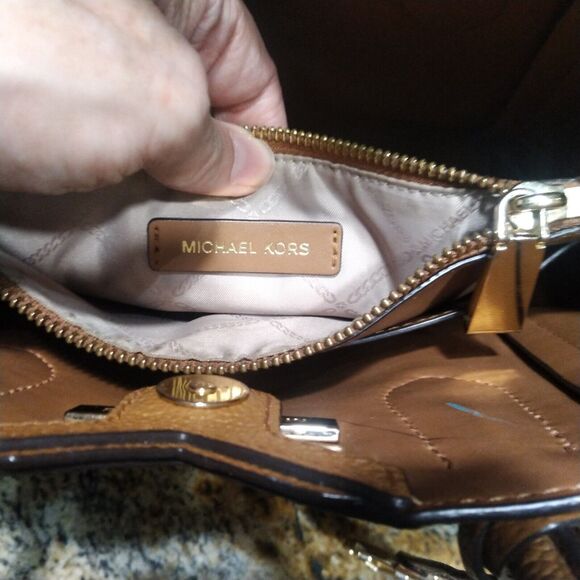 Michael Kors Mae Small Logo and Pebbled Leather Messenger Crossbody Bag Brown - Picture 10 of 16